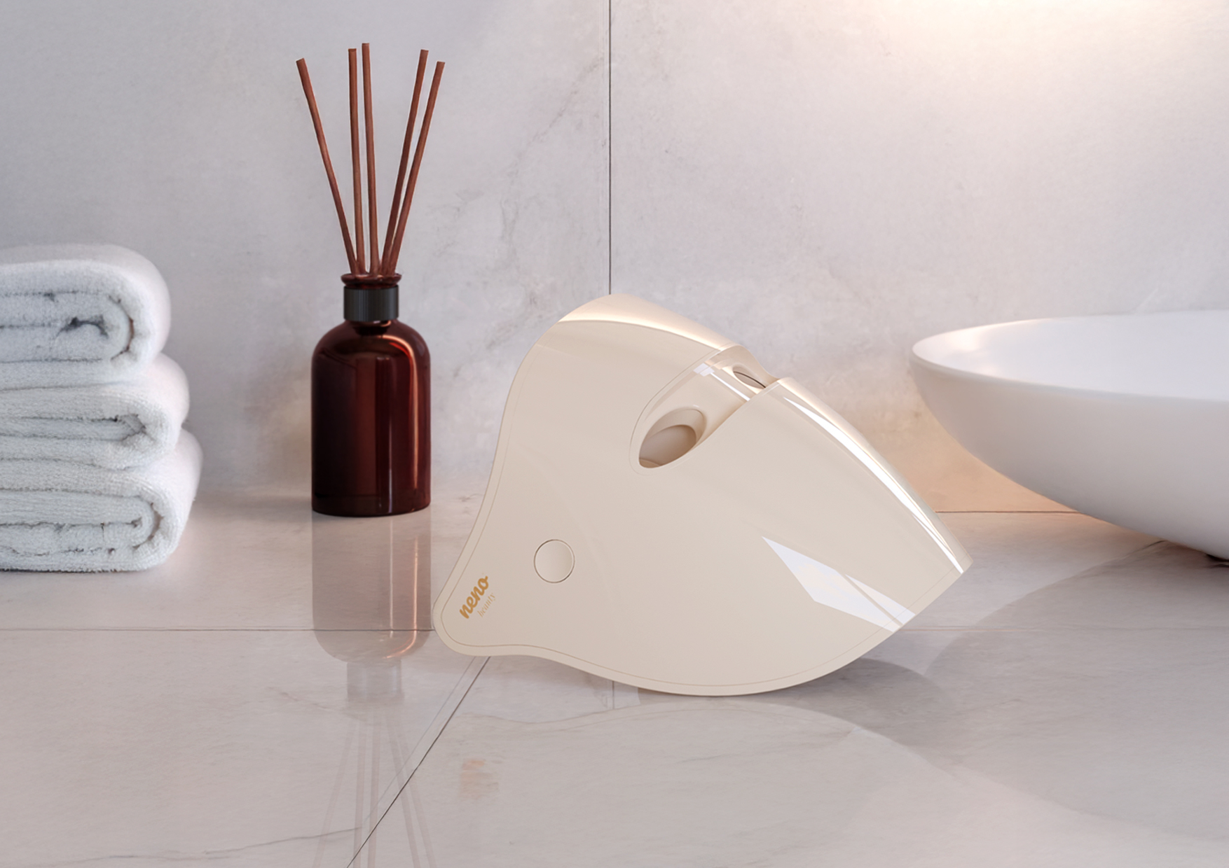 Maska Neno Beauty Alva na marmurowym blacie obok patyczków zapachowych. Po lewej ikony funkcji: 3 tryby, 4 długości fal, 220 diod LED, timer i praca bezprzewodowa.