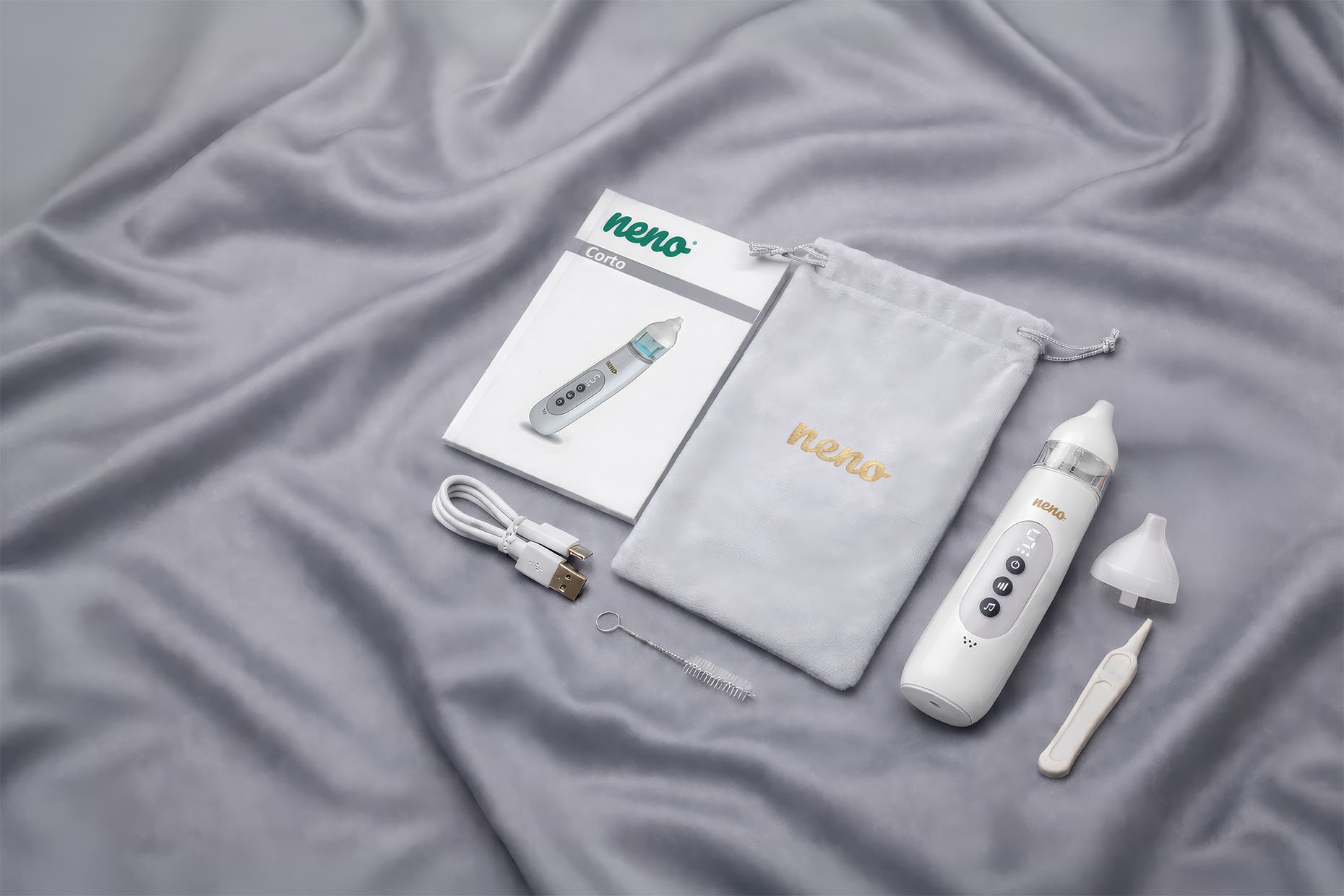 Zestaw akcesoriów: aspirator, końcówki, pęseta, szczoteczka, kabel i woreczek