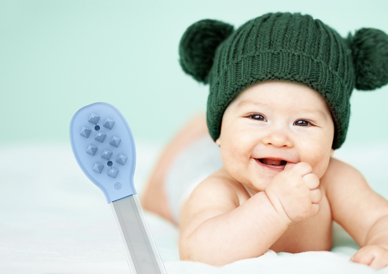 baby in cap and tips for Neno Denti