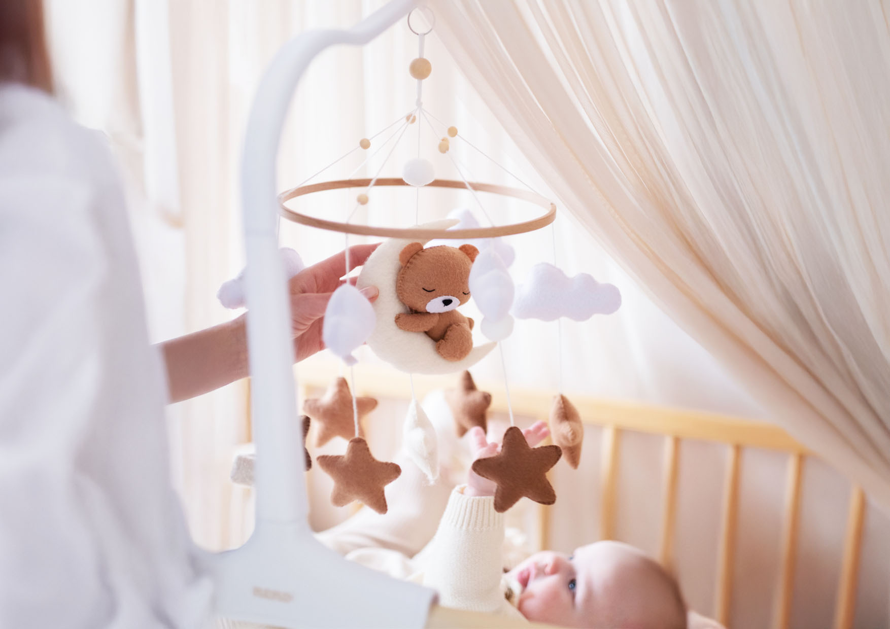 Neno Tedi – karuzela do łóżeczka z uchwytem mocującym